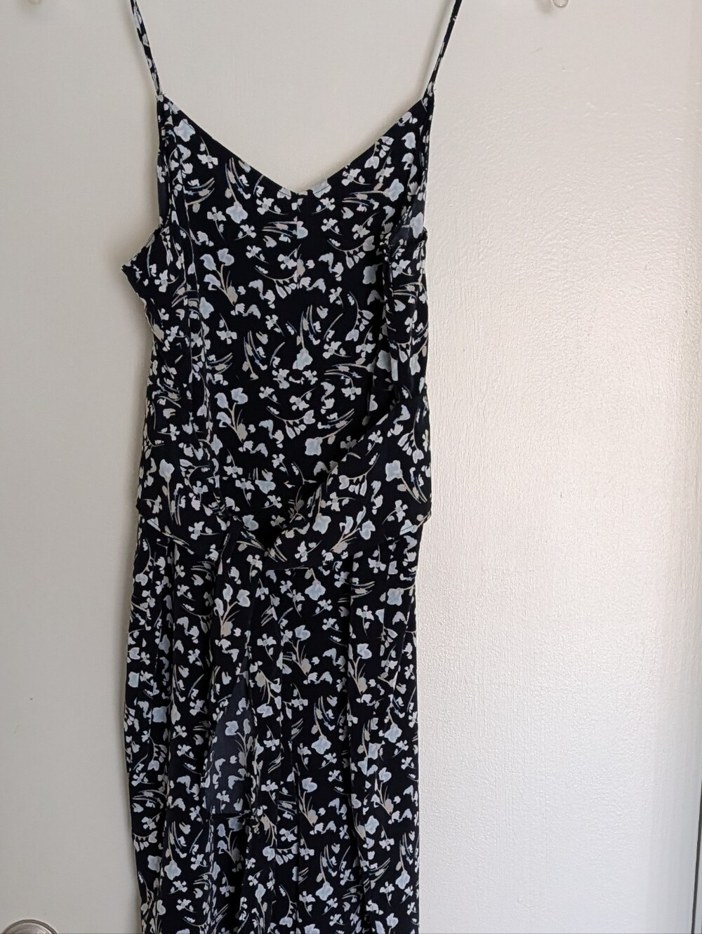 The Limited Floral Print V neck Jumpsuit M Navy White Tie Front
